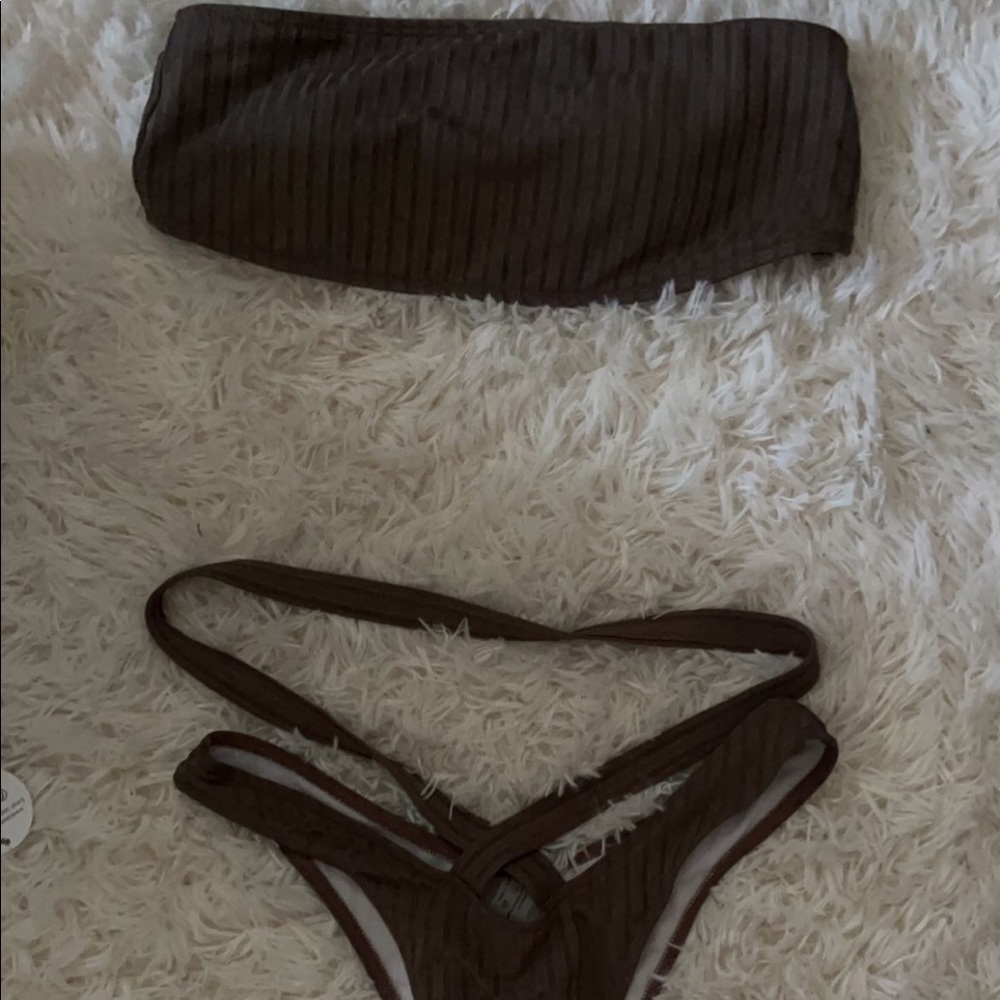 Swim suit